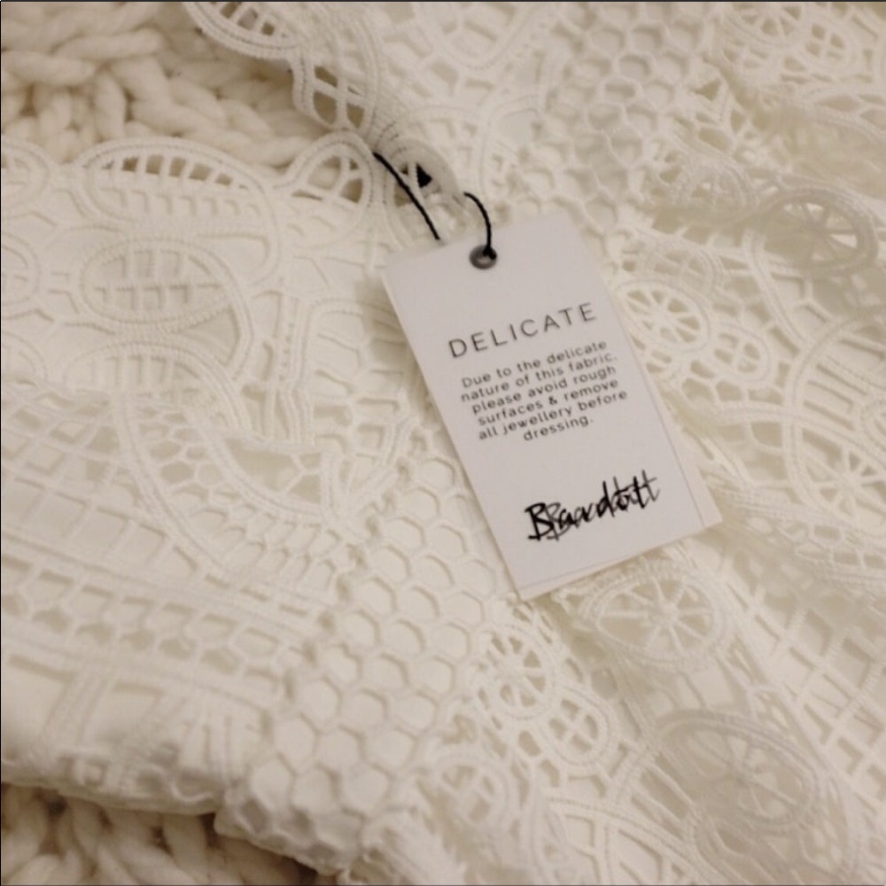 Bardot Versailles dress - Picture 2 of 3